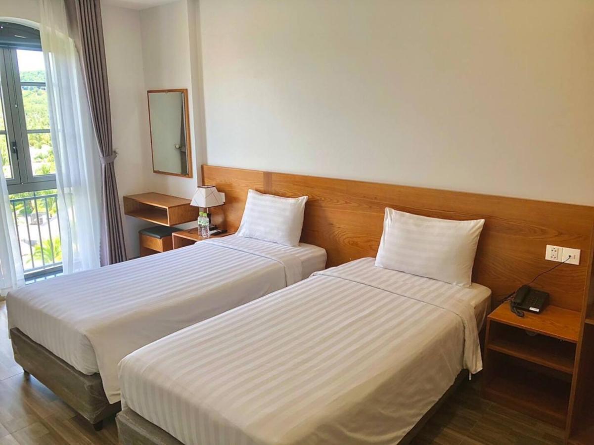 Sky Hotel フーコック エクステリア 写真