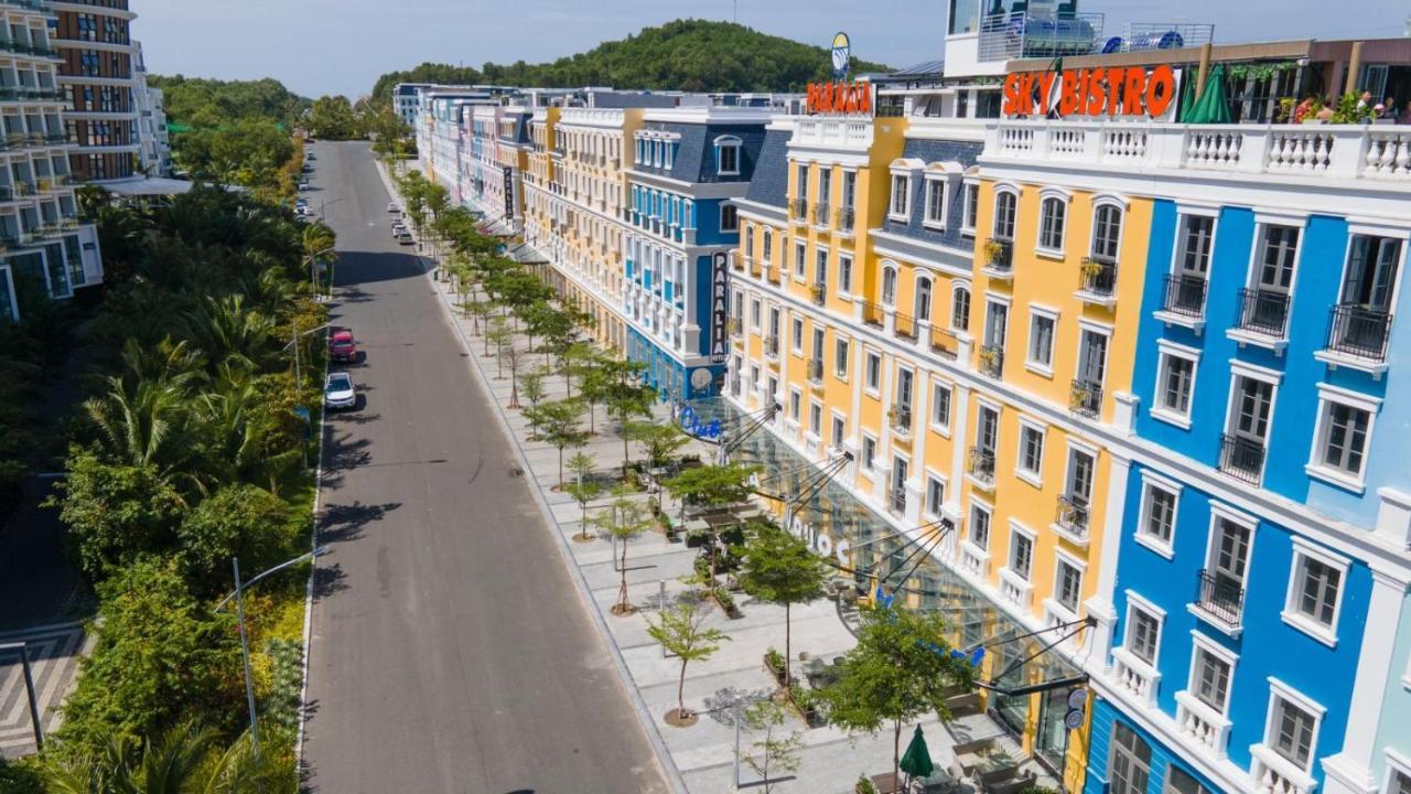 Sky Hotel フーコック エクステリア 写真